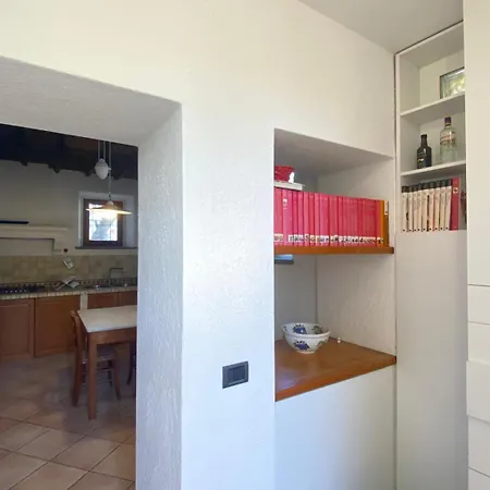 Alloro 7 Apartment